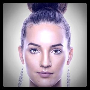 Meet your Posher, Dannielle